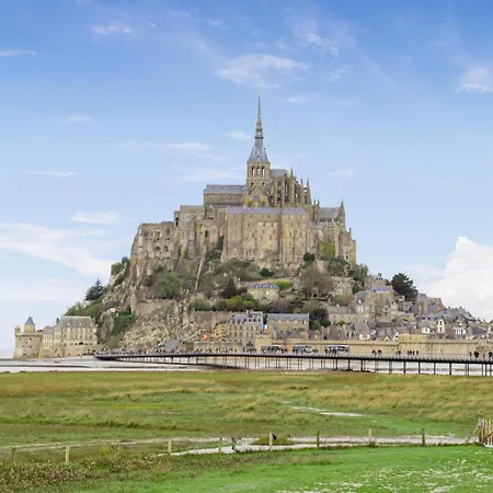 別荘 Amazing In Fierville-les-Mines