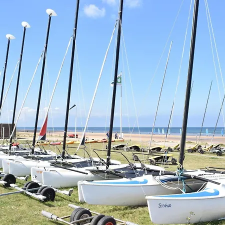 Hébergement de vacances Amazing In Fierville-les-Mines